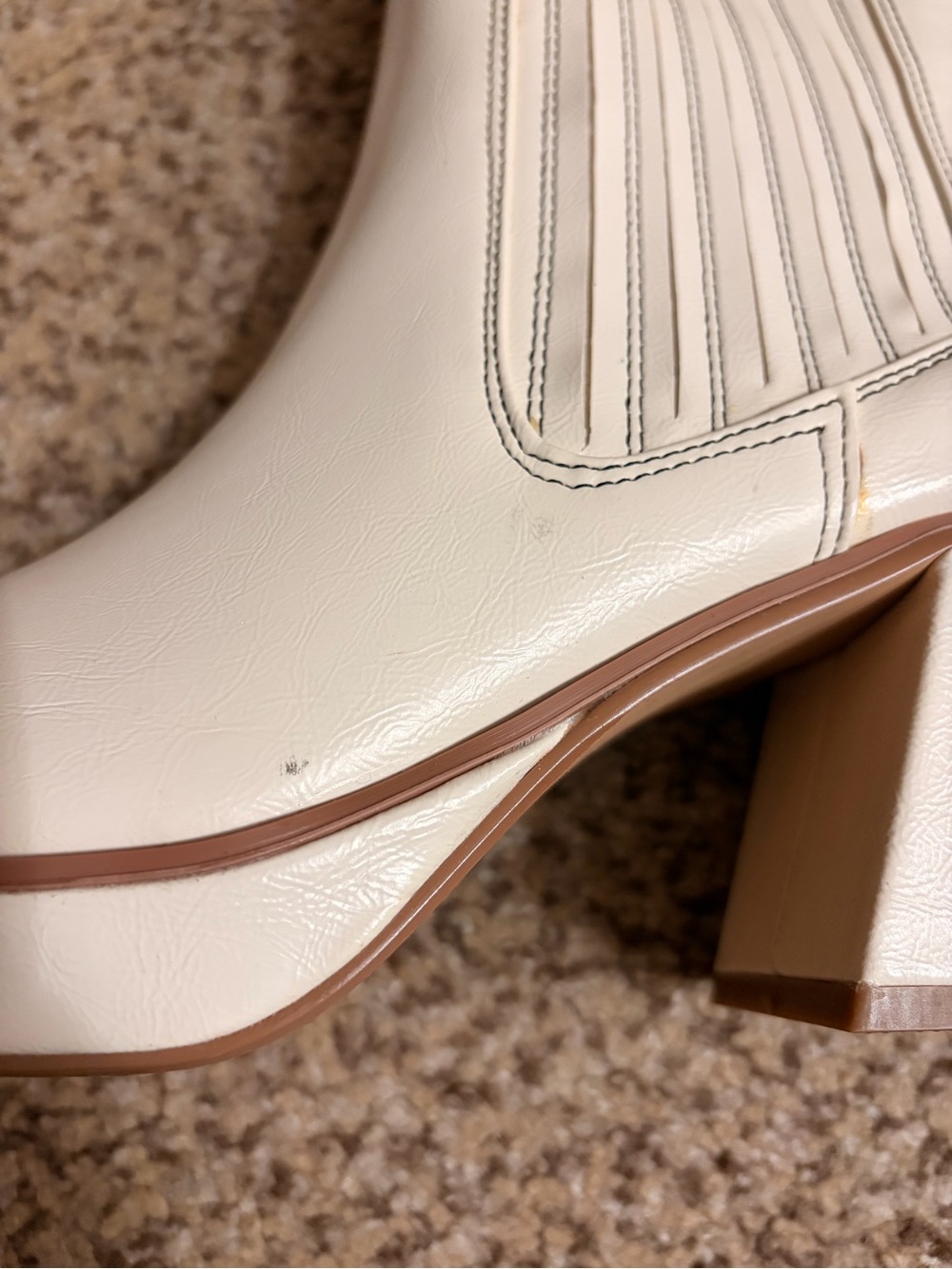 Urban Outfitters Ava Boot - Picture 4 of 7